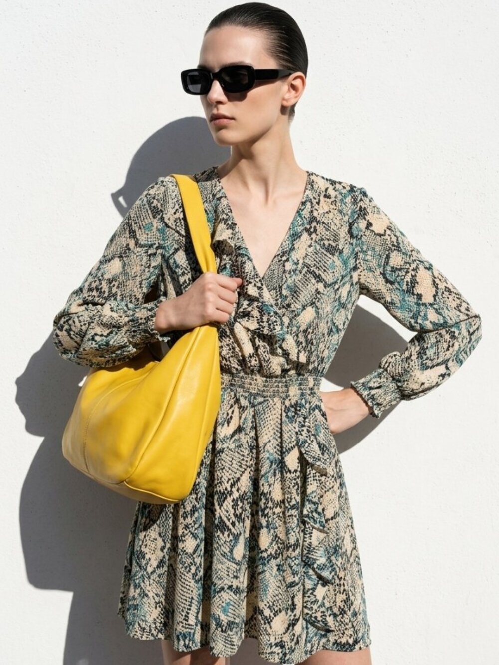 Slate & Willow Snake Print Ruffle Wrap Dress Size M Long Sleeve Mini Dress